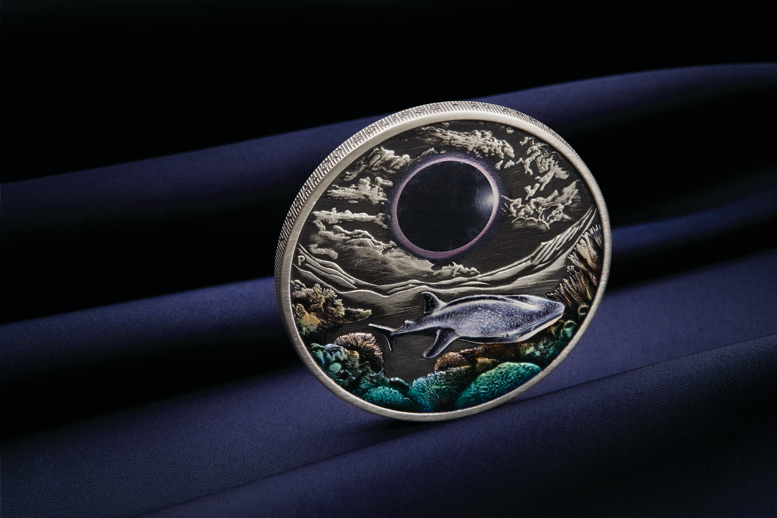 2023 Ningaloo Eclipse 2oz Silver Antiqued Coloured Perth Mint Presentation  Case & COA